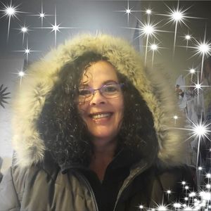 Meet your Posher, Debbie